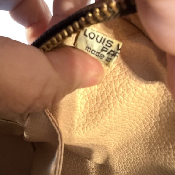 LOUIS VUITTON Monogram Trousse Toilette 23 - Picture 11 of 12